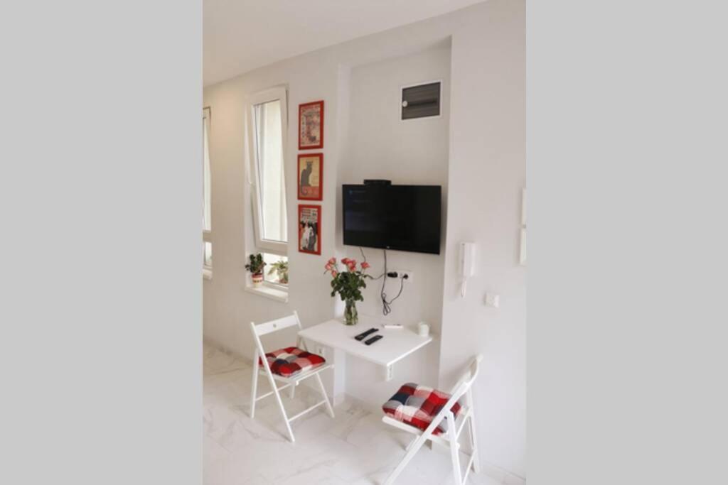 Rock - With 30m2 Terrace Apartment Belgrad
