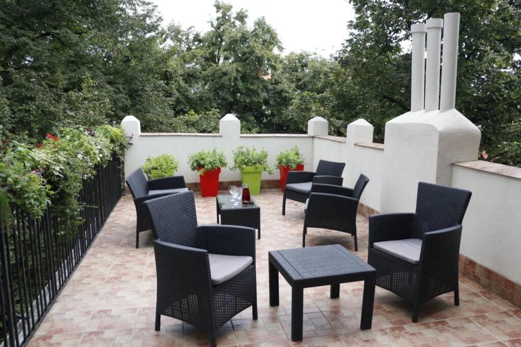 Apartment Rock - With 30m2 Terrace