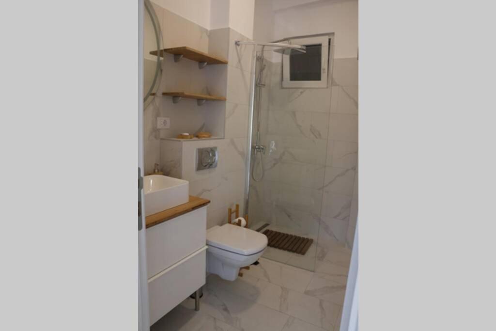 Apartment Rock - With 30m2 Terrace Belgrad
